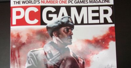 Krótka piłka: Company of Heroes 2 na okładce PC Gamera