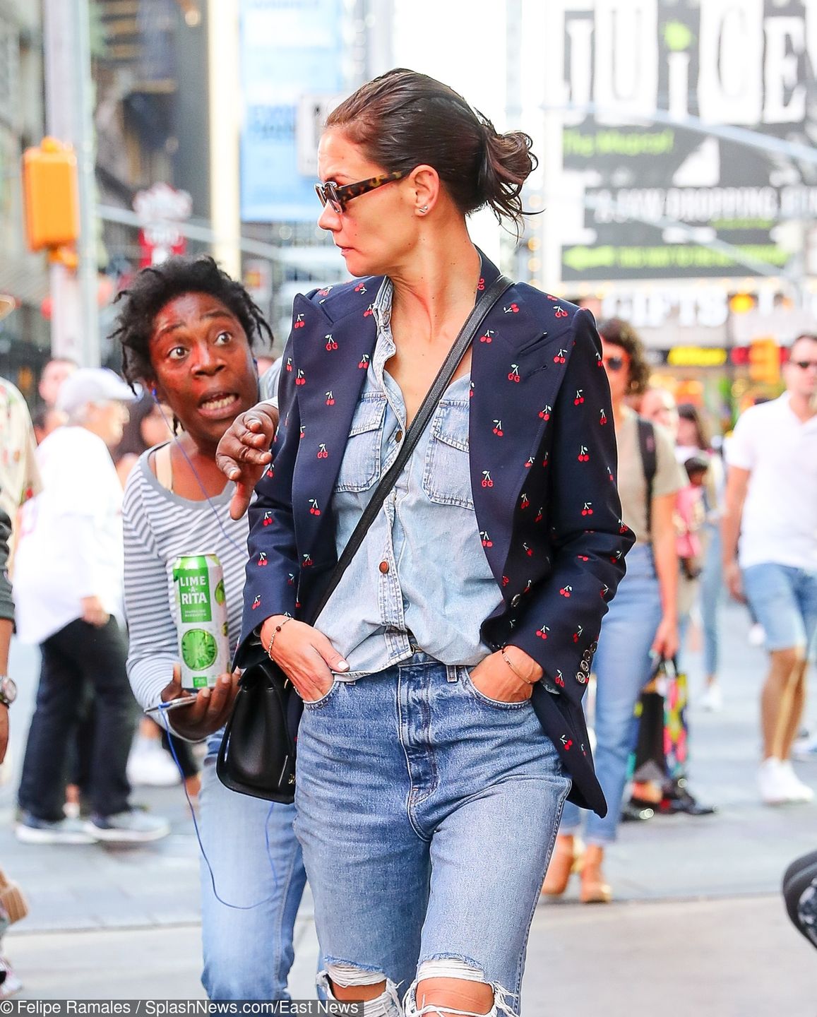 Katie Holmes z fanką 