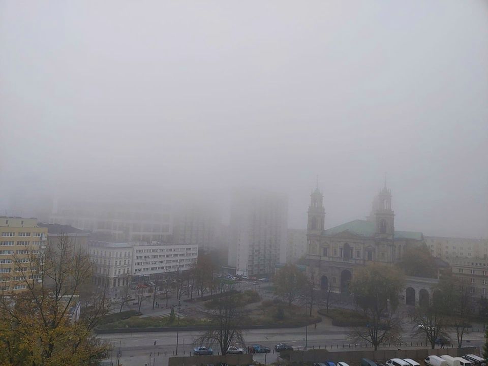 Pogoda na 18 grudnia. Wrocław i Kraków w smogu i mgle. Ostrzeżenie IMGW dla aż 10 województw