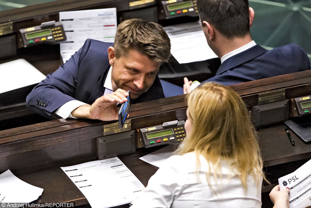 Ryszard Petru i Joanna Schmidt razem. Były mąż posłanki ma swoją teorię