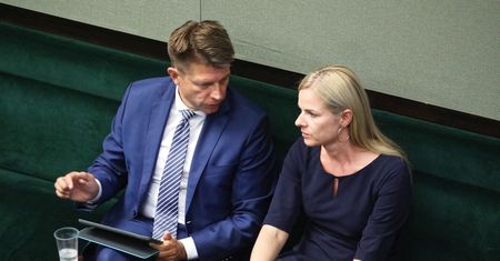 Konflikt Joanny Schmidt i jej byłego męża się zaostrza. "Była żona próbuje mi kneblować usta"