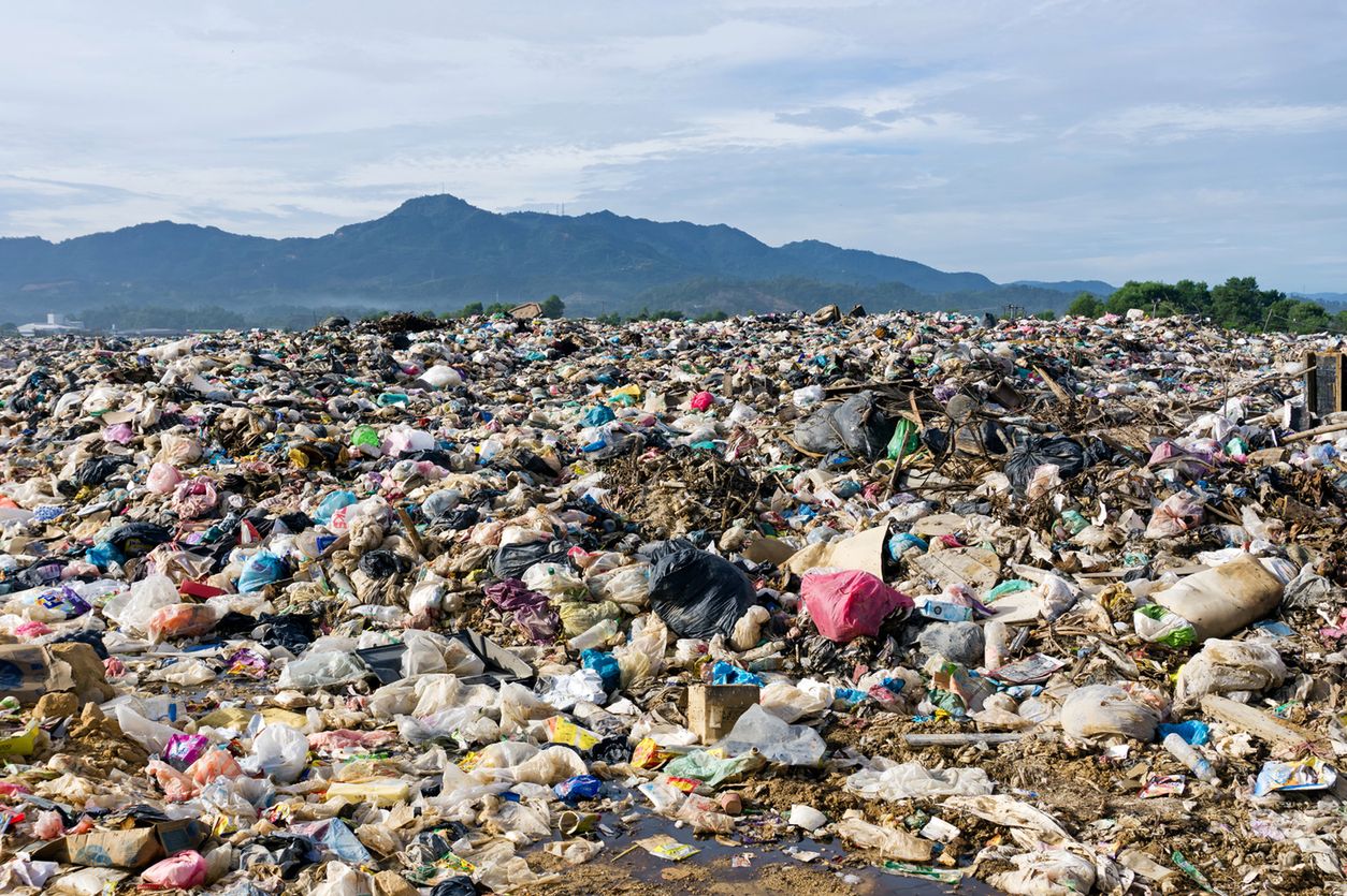 Odkryto ogromne składowisko plastikowych śmieci, tam gdzie dotąd nikt nie szukał