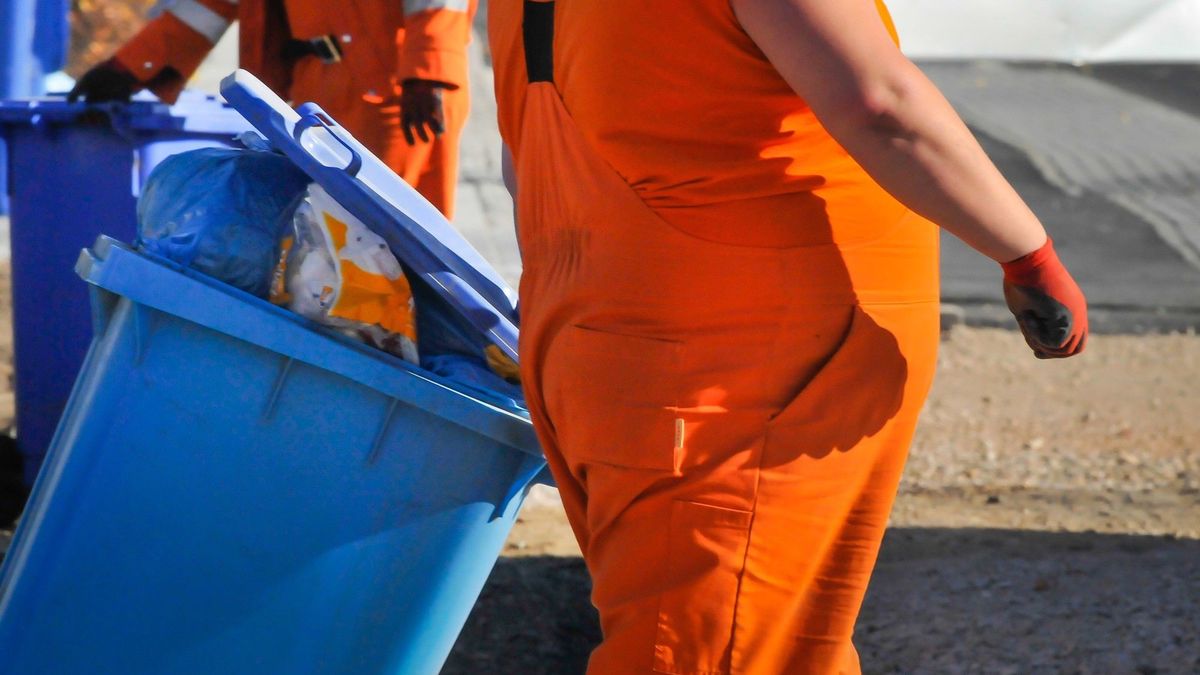 Właściciel nieruchomości musi zapewnić dostęp do kompletu kontenerów na śmieci