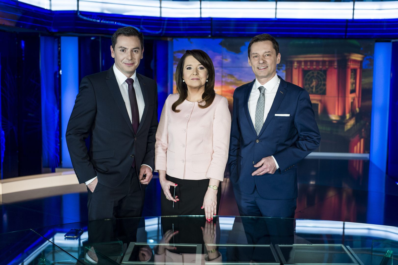 Politycy opozycji z niechęcią patrzą na to, co dzieje się obecnie w TVP