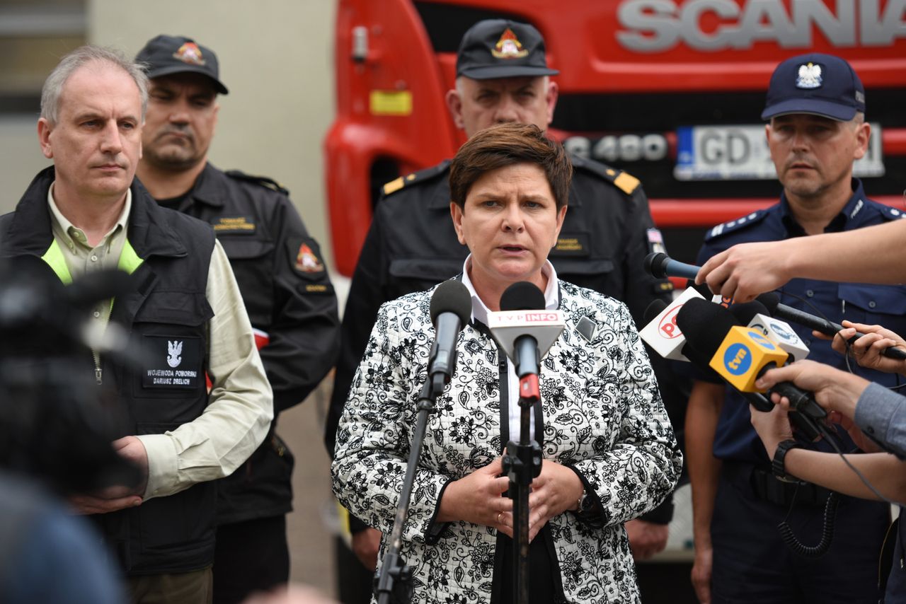 Premier Beata Szydło na terenach zniszczonych przez nawałnice