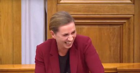 Premier Danii nie mogła się uspokoić. Wystarczyło jedno słowo