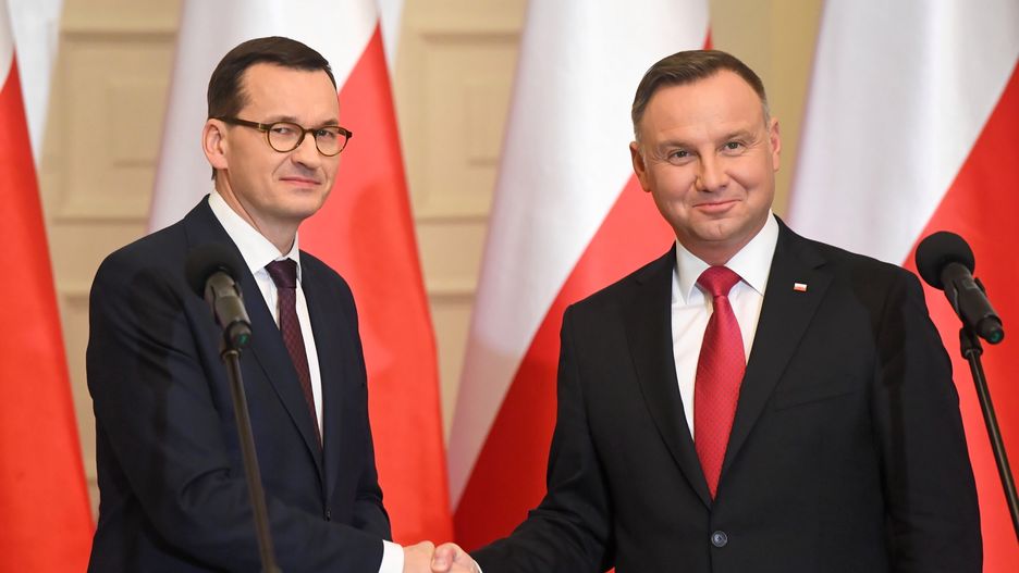 Polacy ocenili prezydenta i premiera. Nowy sondaż
