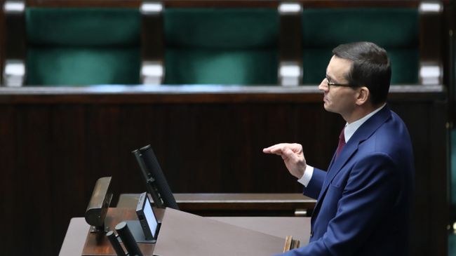Premier Mateusz Morawiecki zaapelował do marszałka Sentatu o przyspieszenie obrad izby wyższej.