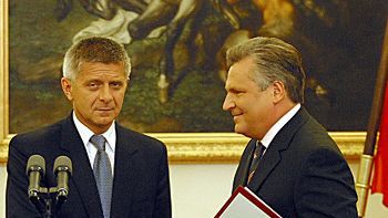 Premier Marek Belka i prezydent Aleksander Kwaśniewski