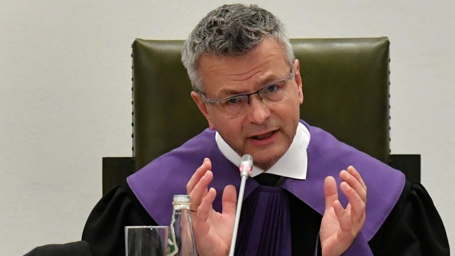 Sąd Najwyższy. Sędzia Włodzimierz Wróbel wyjaśnił uchwałę. Twitter zareagował