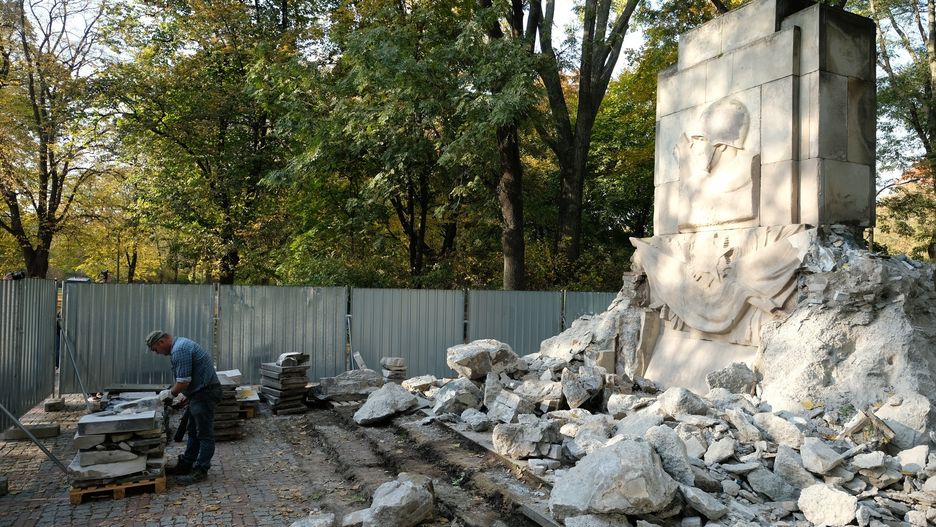 Rozbiórka obiektu w Parku Skaryszewskim