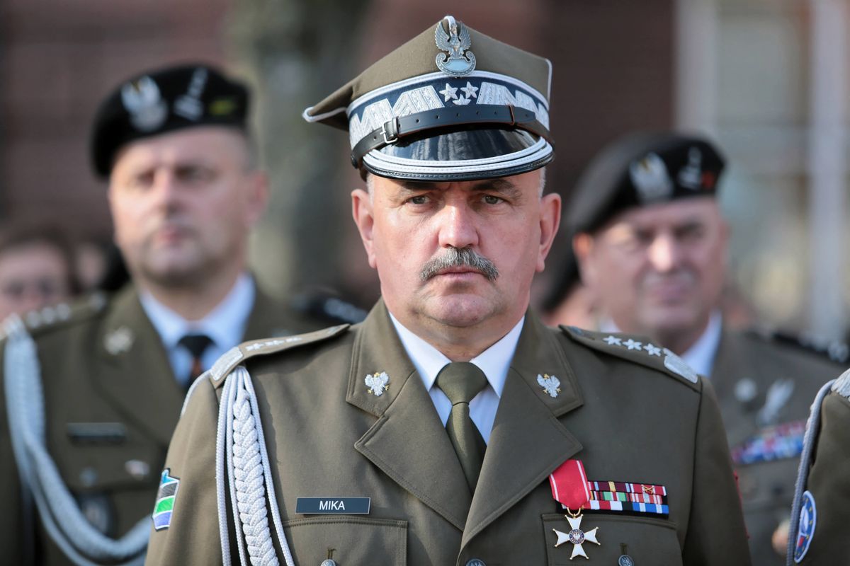 Koronawirus w Polsce. Gen. Jarosław Mika poinformował o swoim stanie zdrowia