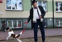 Korwin-Mikke z psem na komisariacie. "Odi chciał złożyć zeznania"