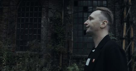 Kim jest Adam Badowski?