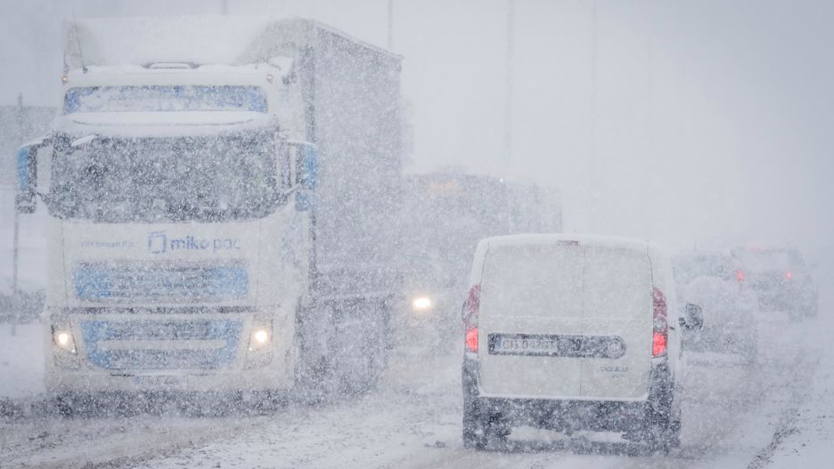 Niż Benjamin, nadciągający nad Polskę znad Morza Północnego, przyniesienie załamanie pogody.