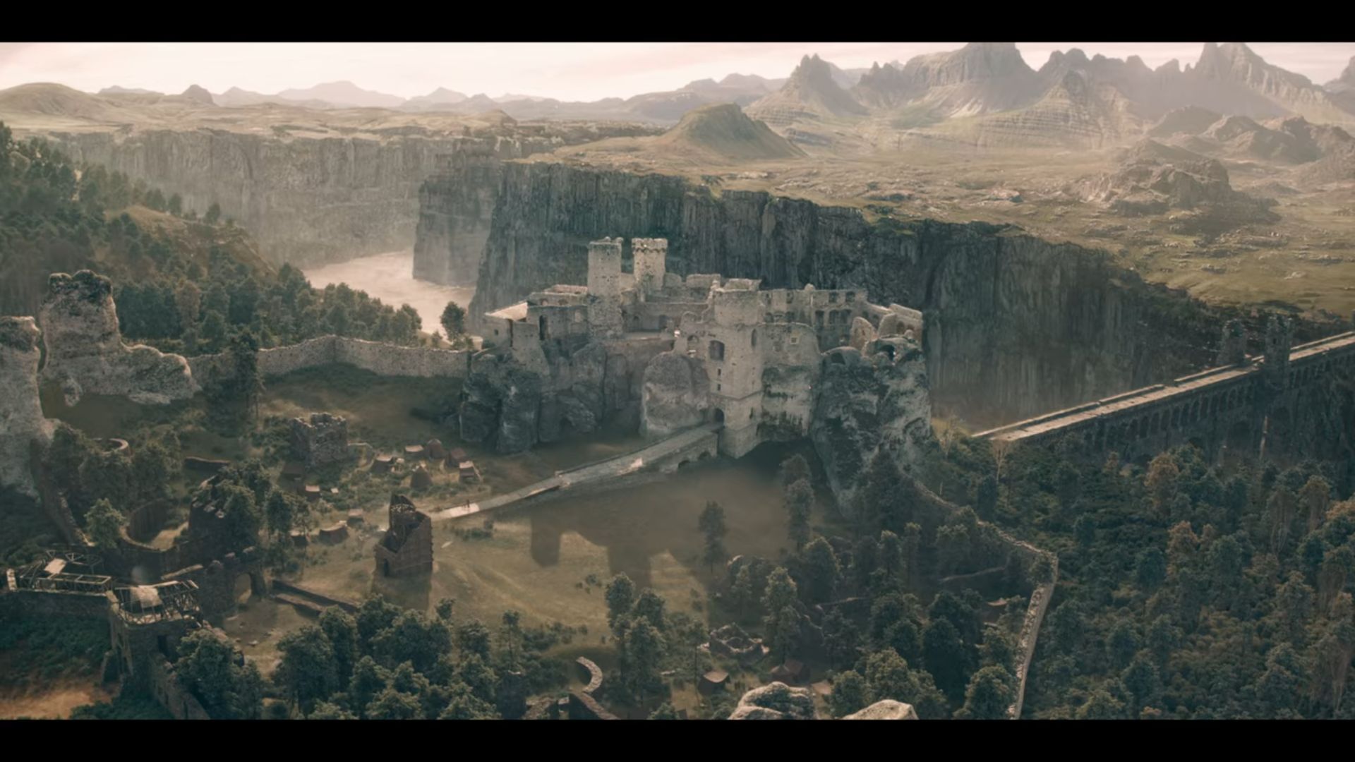 Tak zamek Ogrodzieniec wyglądał w serialu Netflixa. 