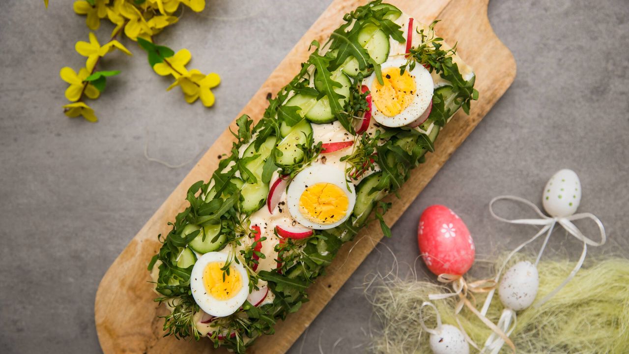 Rolada wielkanocna z tostów