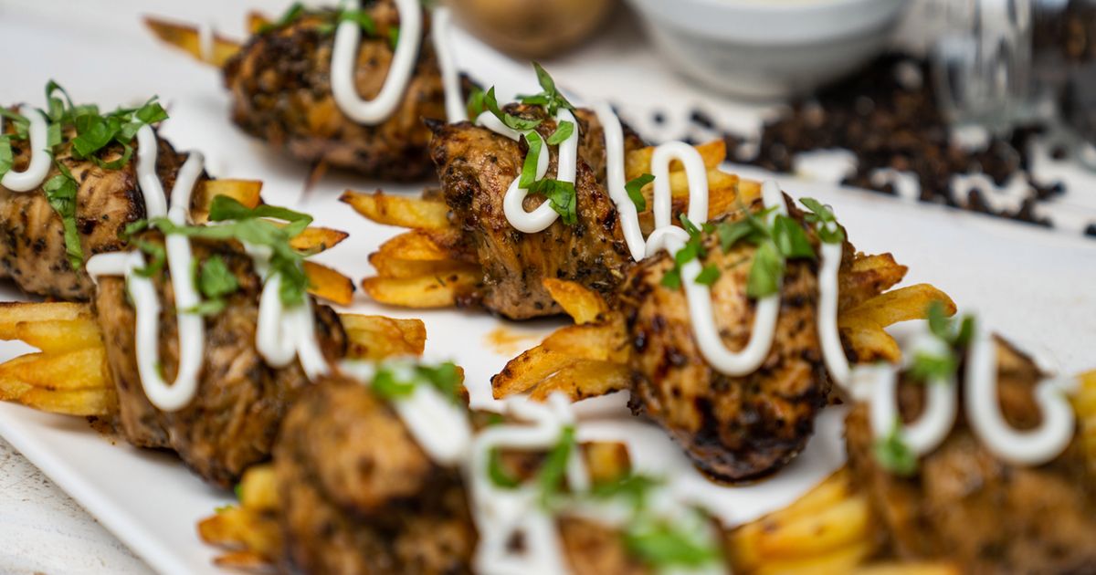 Roladki z indyka z frytkami. Jaka marynata? Przepis i lista składników, które potrzebujesz