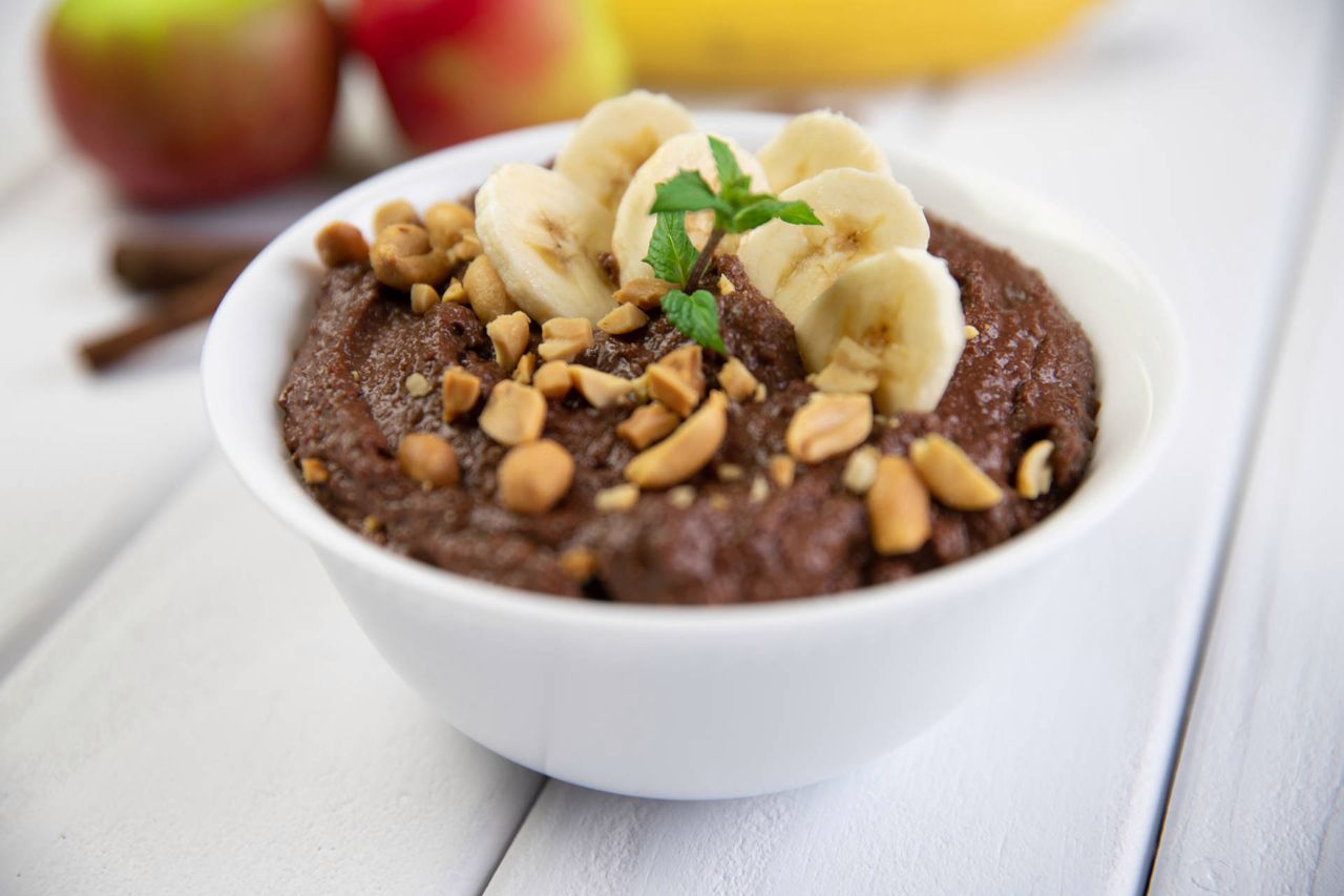 Budyń ryżowy z orzeszkami ziemnymi