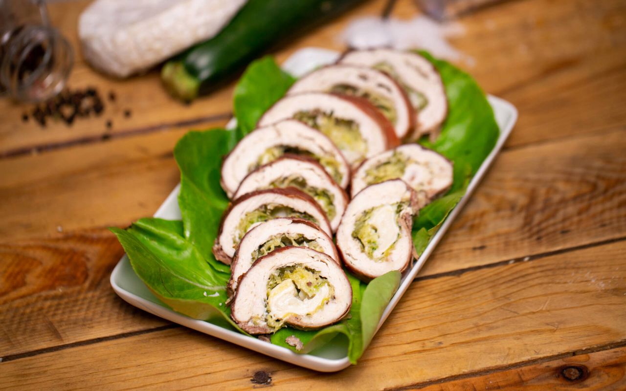 Drobiowa rolada z cukinią