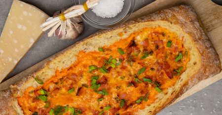 Pieczywo z jajecznym farszem