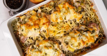 Kotlet schabowy na zoodlownych ziemniakach