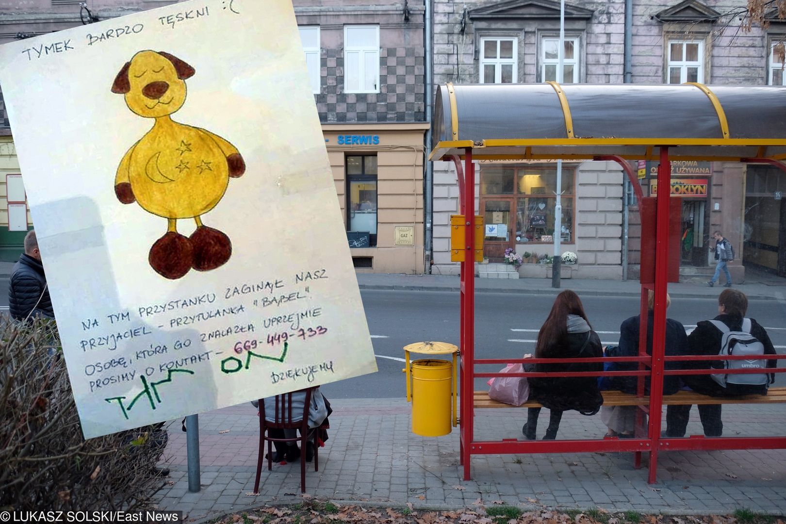 Tymek szuka swojego pluszowego przyjaciela 