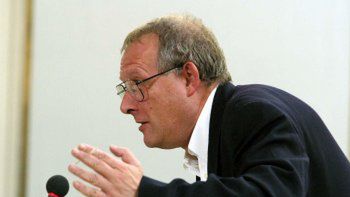 Adam Michnik zeznaje