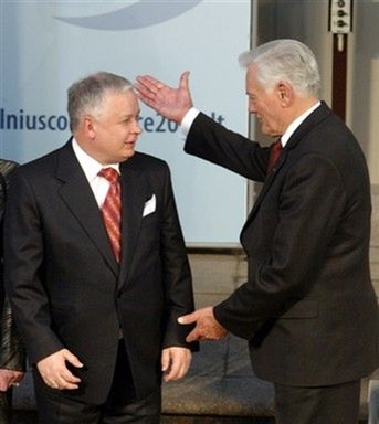 Lech Kaczyński wzywa do wspierania białoruskiej opozycji