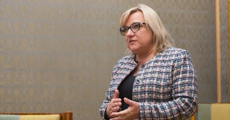 Beata Kempa szykuje się do Brukseli. O język angielski się nie martwi