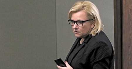 Stanowcza reakcja opozycji na podpalenie biura Kempy. Chcą zorganizować akcję
