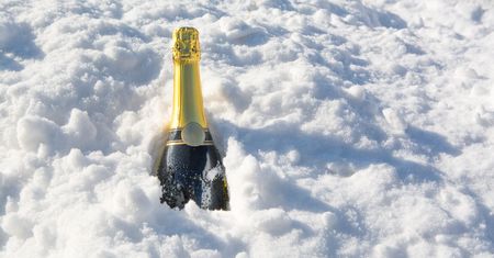 "Alkoholu zimą na powietrzu nie powinniśmy pić". Ratownik medyczny nie ma wątpliwości