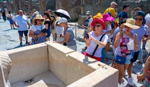 Będą kontrole jak na lotnisku. Turyści nie szanują wykopalisk w Pompejach