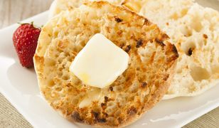 Angielski podwieczorek. Klasyczna receptura na crumpets