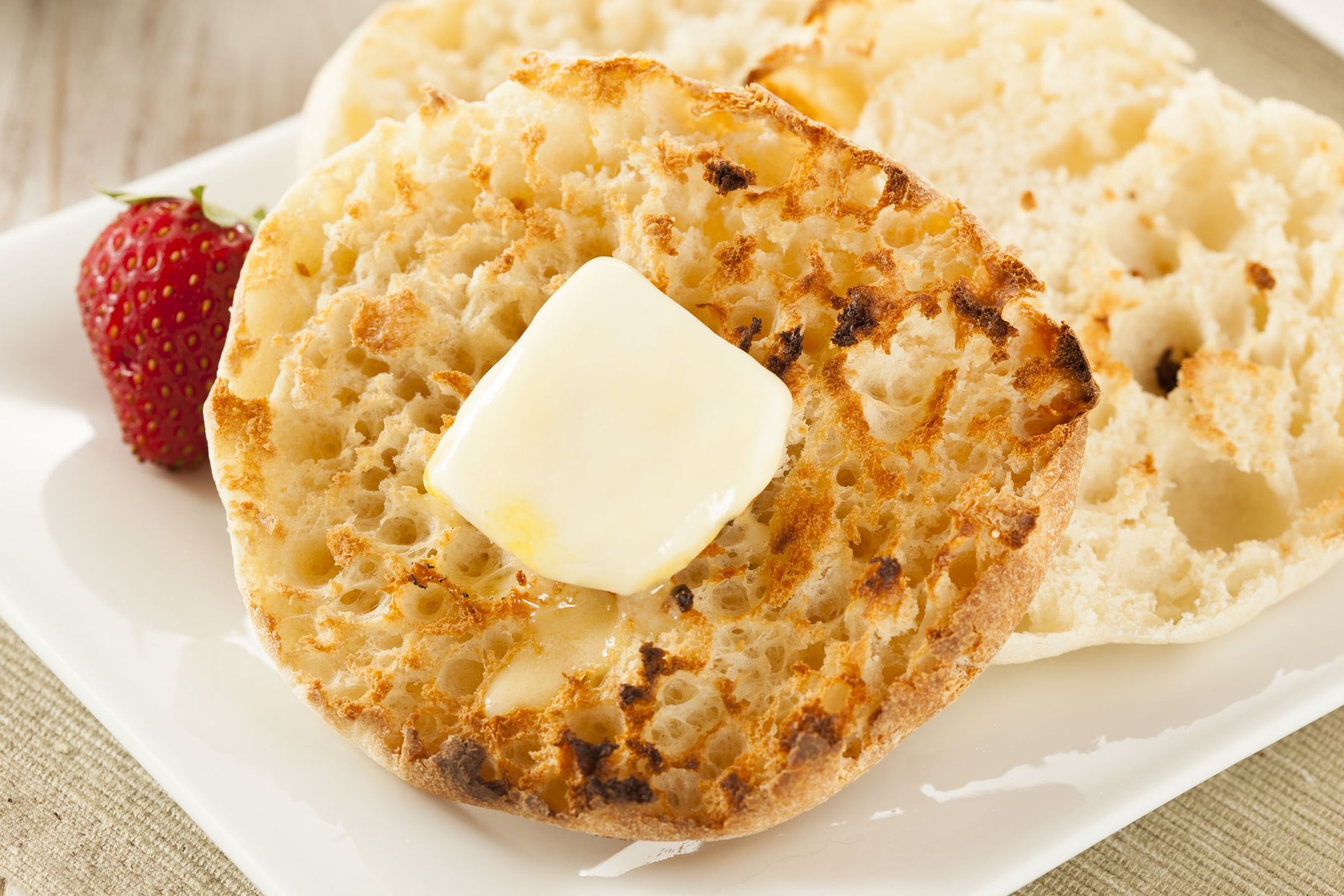 Angielski podwieczorek. Klasyczna receptura na crumpets