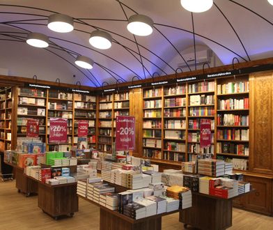 Książki sprzedawano tu już w 1610 r. W nowej odsłonie najstarszej księgarni w Polsce nie kupisz płyt ani skarpet, ma być tradycyjnie