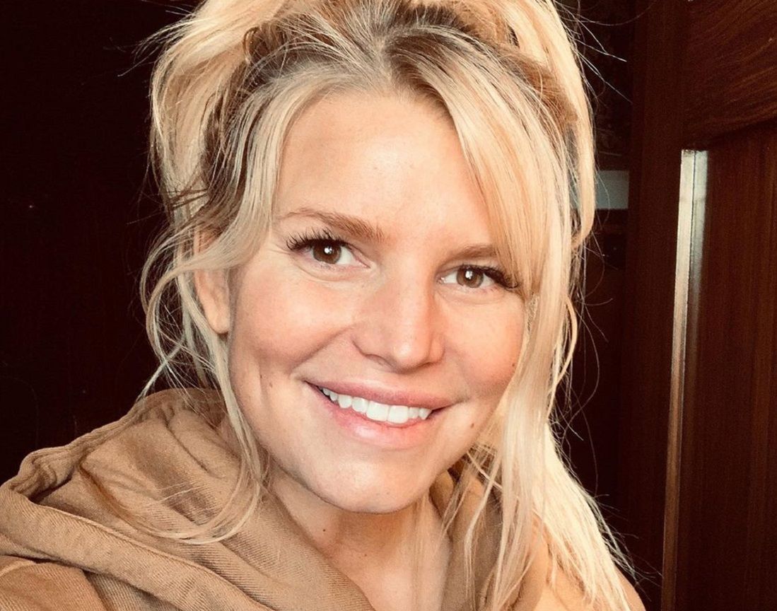 Jessica Simpson jest coraz szczuplejsza. Chwali się nową figurą