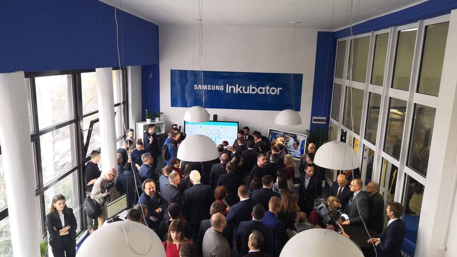 Inkubator Samsung w Lublinie