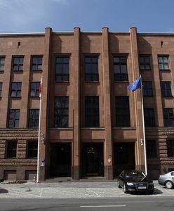 Kontrowersyjne dotacje MSZ. Pieniądze dla projektów religijnych, klubów "Gazety Polskiej" i ojca Rydzyka