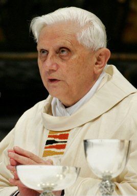 CBOS: Polacy zadowoleni z wyboru Josepha Ratzingera na papieża