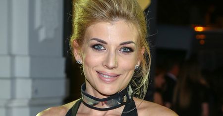 Izabella Łukomska-Pyżalska ma 41 lat i 6 dzieci. Trudno w to uwierzyć
