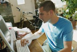 Zagubieni i niekontaktowi. Ale zarabiają