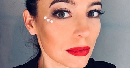 Szlafrok i głęboki dekolt. Ostatnie selfie Anny Muchy podbija Instagram