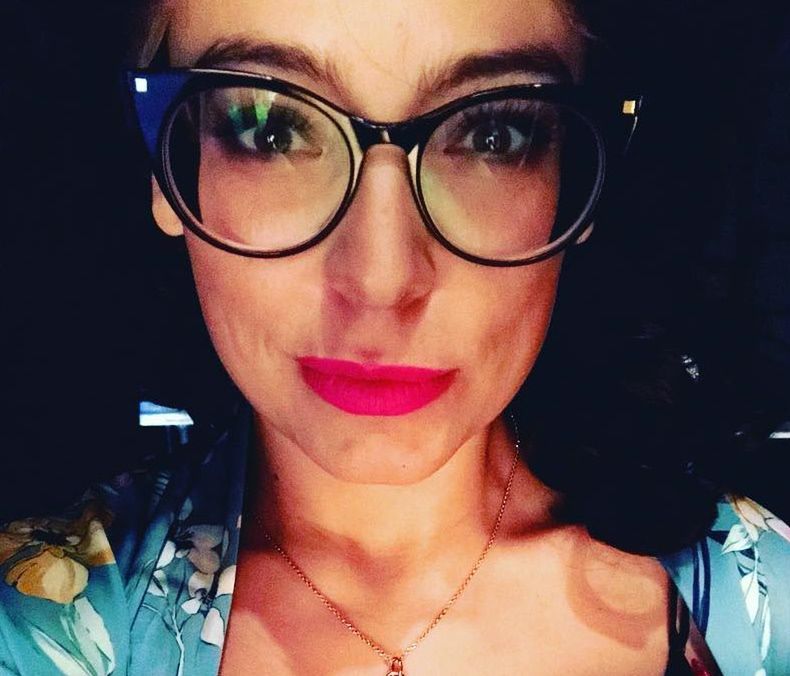 Anna Mucha prezentuje się w seksownym kostiumie. Fani są zachwyceni