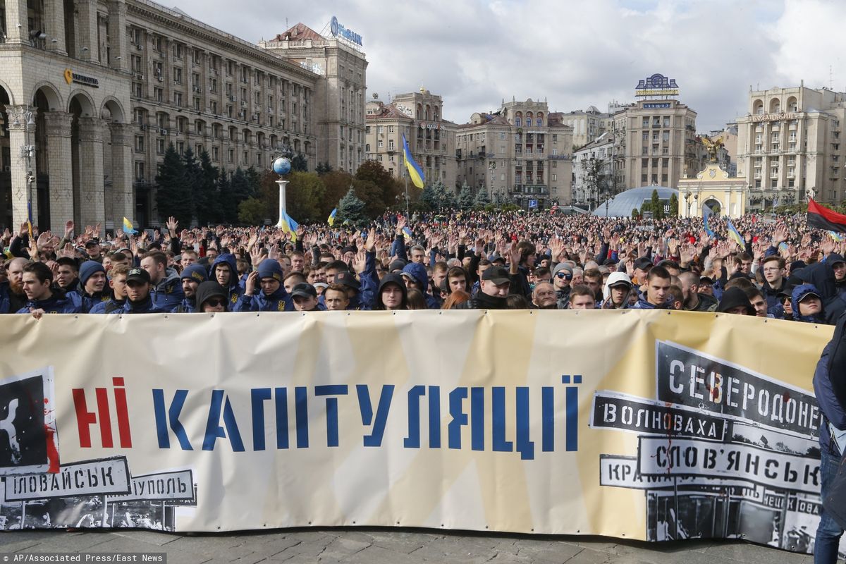 Protesty na Majdanie. Powodem "kapitulacja" ws. Donbasu