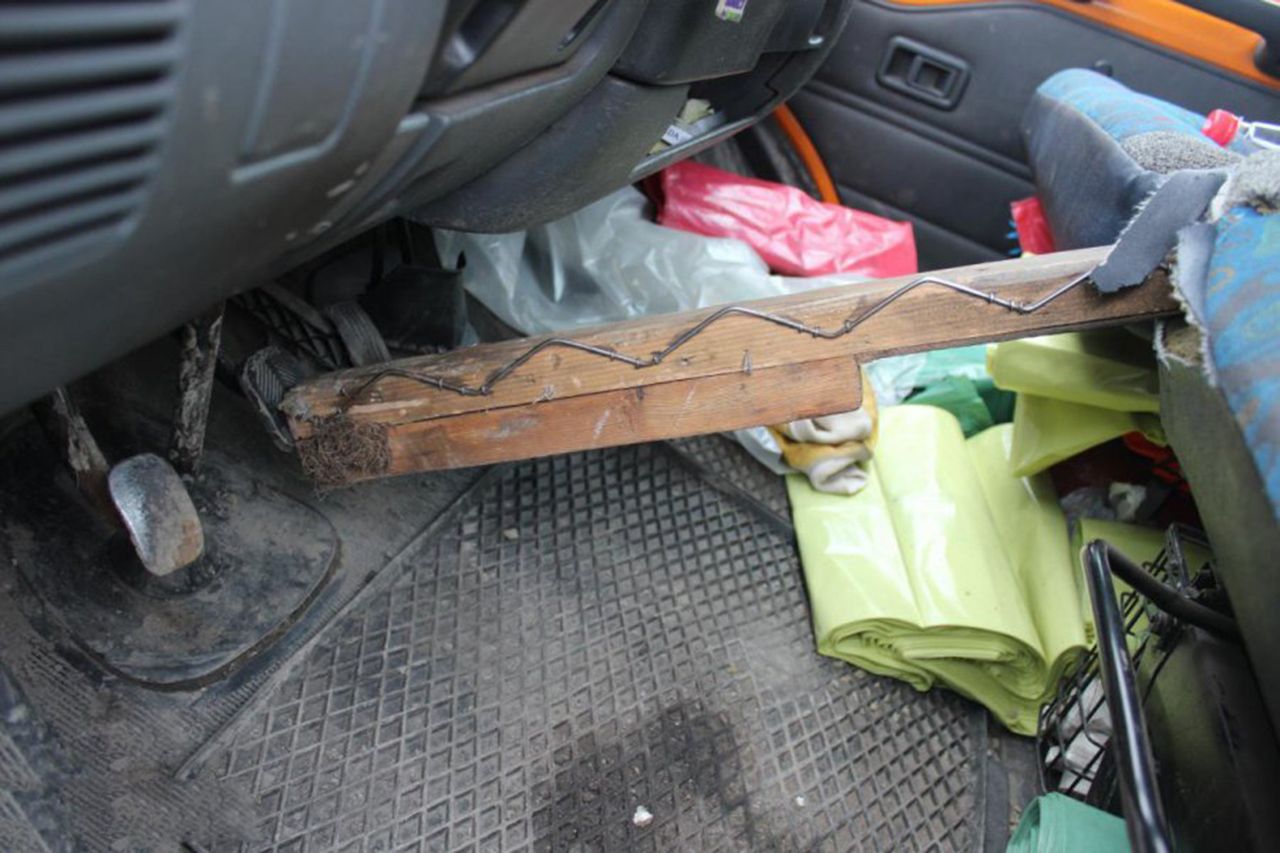 Gdy Janusz przyjeżdża do mechanika