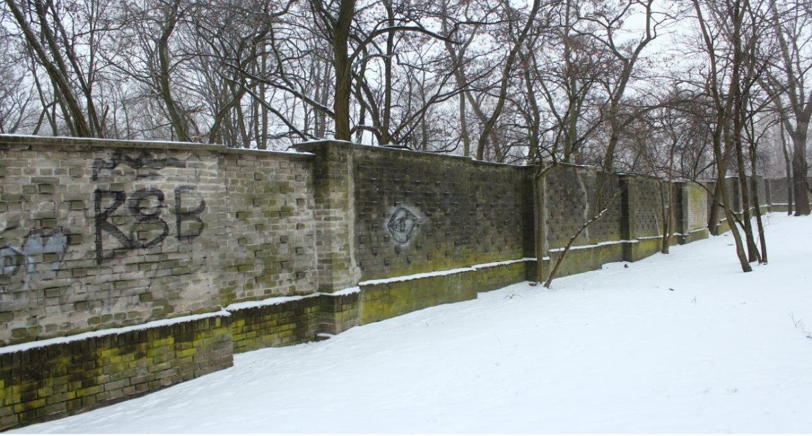 Zoo ogłasza konkurs na mural. "Symbol Warszawy nadgryzany przez żyrafę"