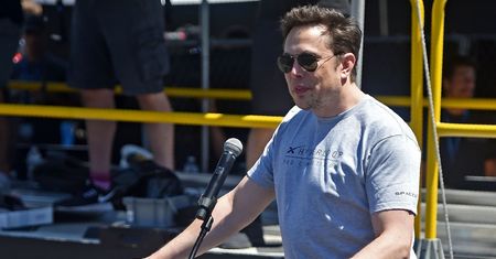 Elon Musk szuka pracowników. Praca marzeń już czeka