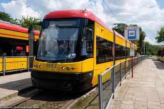 Ile zarabia motorniczy. W Warszawie całkiem dużo. "Dostają już tyle, co wiceminister"