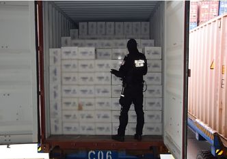 15 milionów papierosów z Chin. Próba wielkiego przemytu się nie powiodła